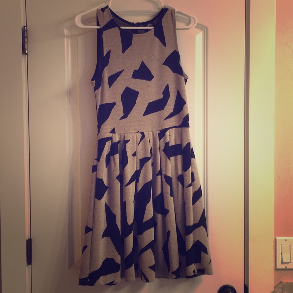 Tan and black size xs dress